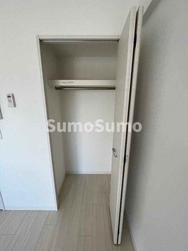 物件内観写真12　(便利な収納スペースです)