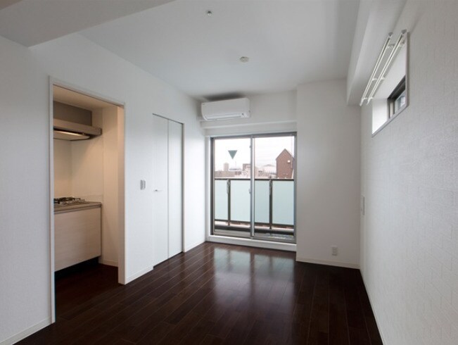 物件内観写真5　(居間です)