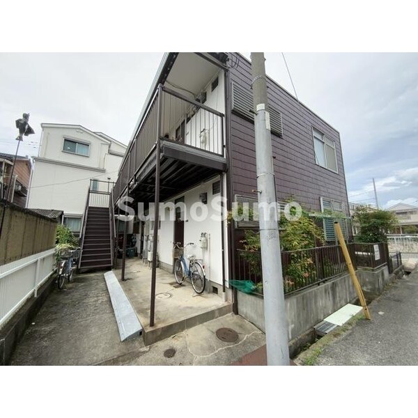 外観(落ち着いた雰囲気の外観です)