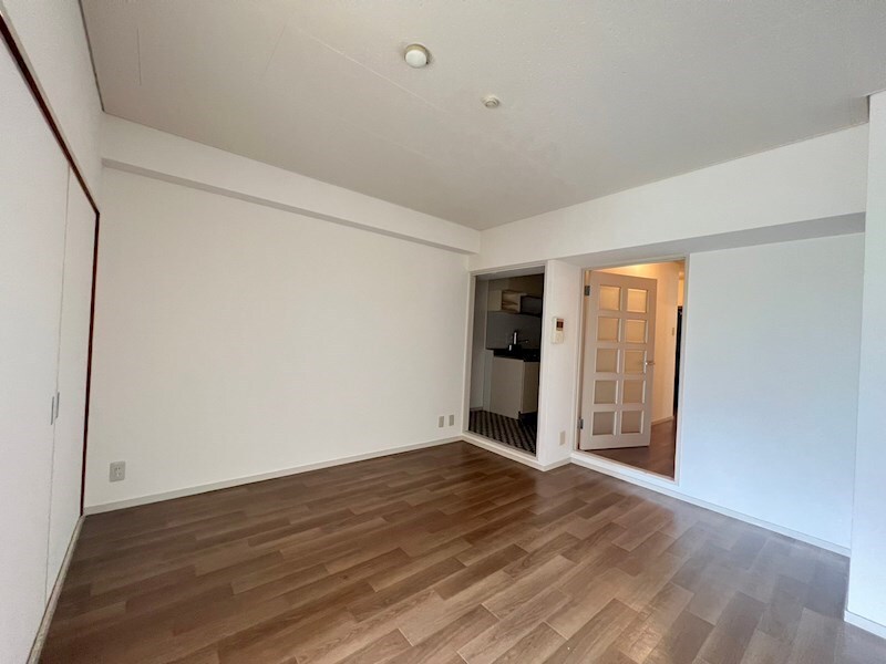 物件内観写真8　(落ち着いて過ごせるお部屋なので、寝室にいかがでしょうか)