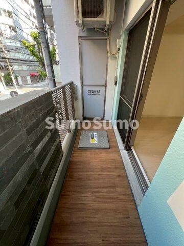 物件内観写真10　(落ち着いた時間を過ごせるバルコニーです)