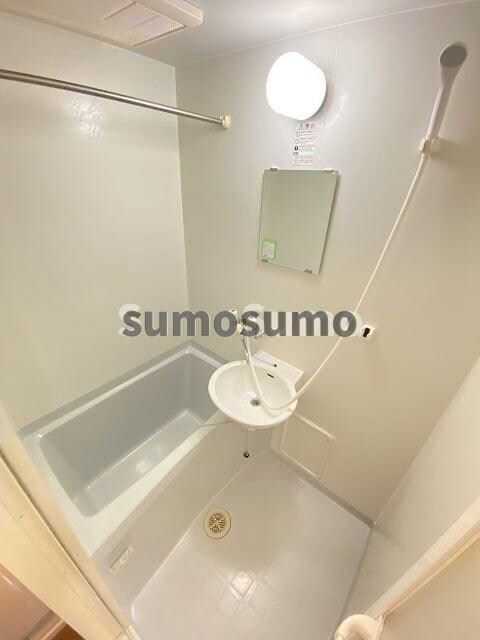 物件内観写真6　(落ち着いた空間のお風呂です)