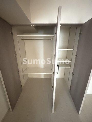 物件内観写真12　(ちょっとした収納スペースも充実しています)