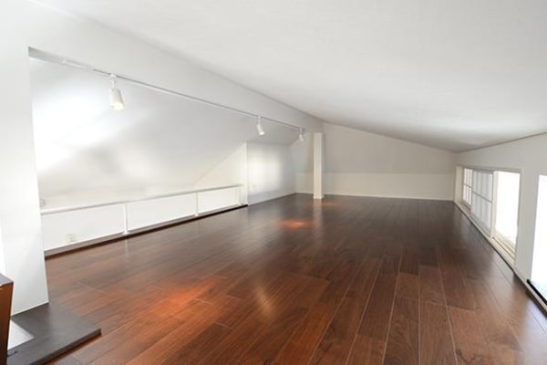 建物設備(玄関 )