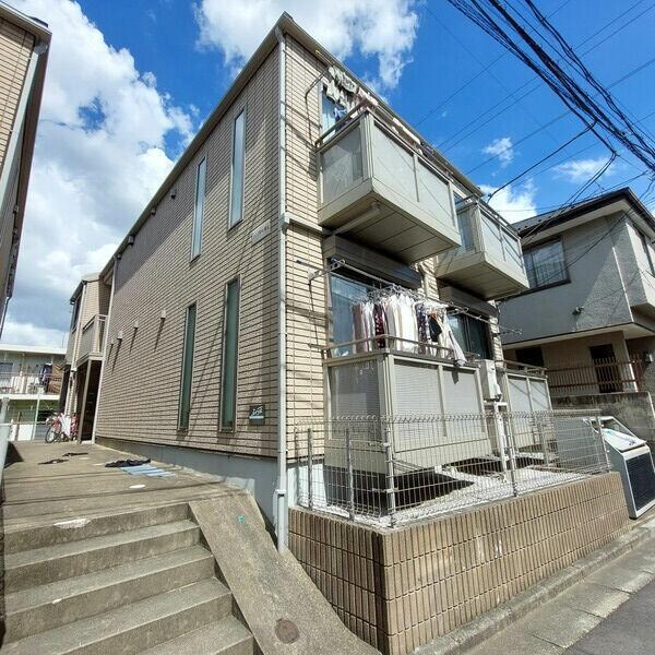 物件外観写真1　( )