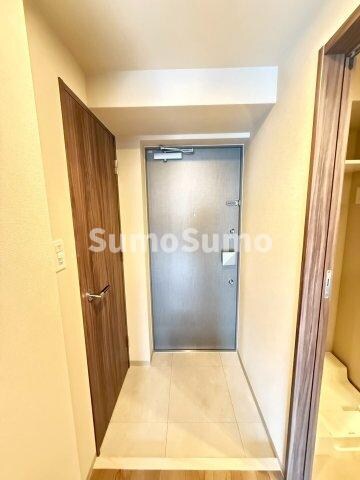 物件内観写真4　(きれいな玄関です)