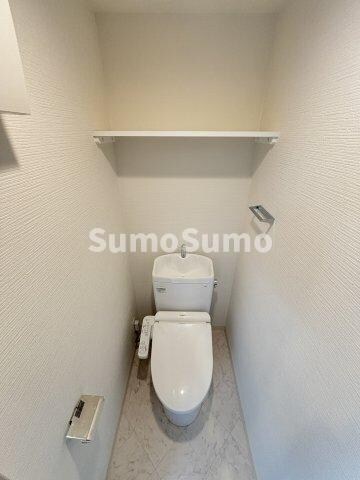 物件内観写真10　(コンパクトで使いやすいトイレです)