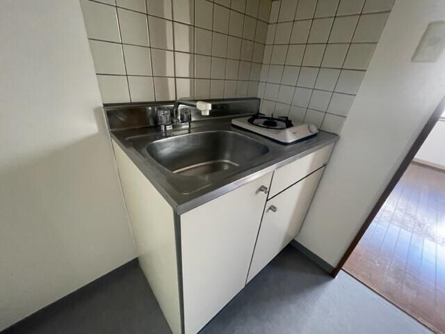 物件内観写真3　( )