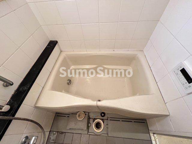 物件内観写真17　(コンパクトで使いやすいお風呂です)