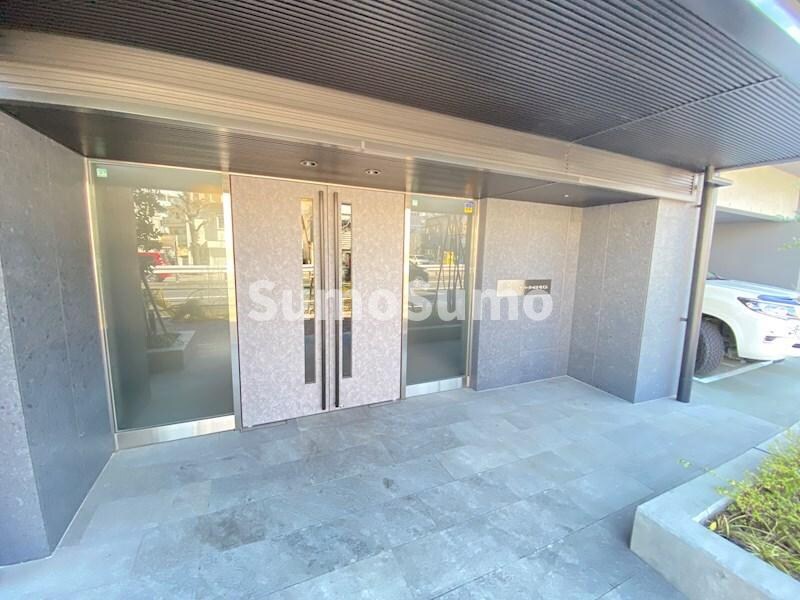 物件内観写真4　(毎日通るエントランスはこのようになっています)