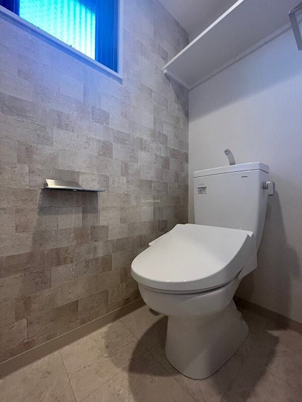 物件内観写真10　(シンプルで使いやすいトイレです)