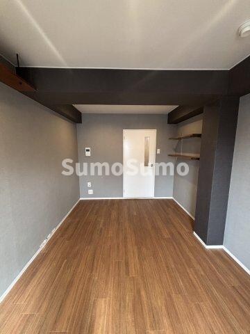 物件内観写真5　(ゆったり過ごせるリビングです)