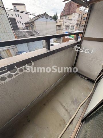 物件内観写真9　(暖かな日差しのふりそそぐバルコニー)