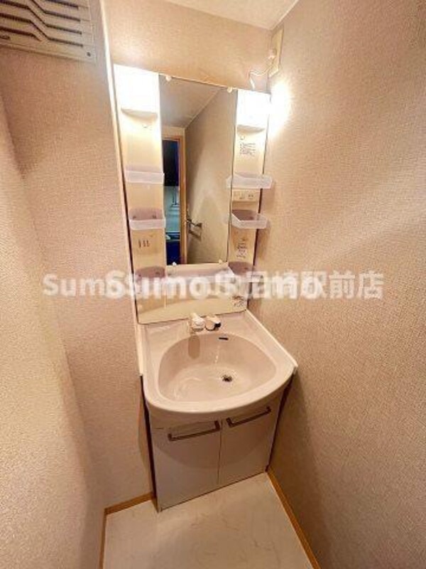 独立洗面台(独立洗面化粧台が付いています)