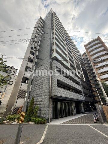 物件外観写真1　(落ち着いた雰囲気の外観です)