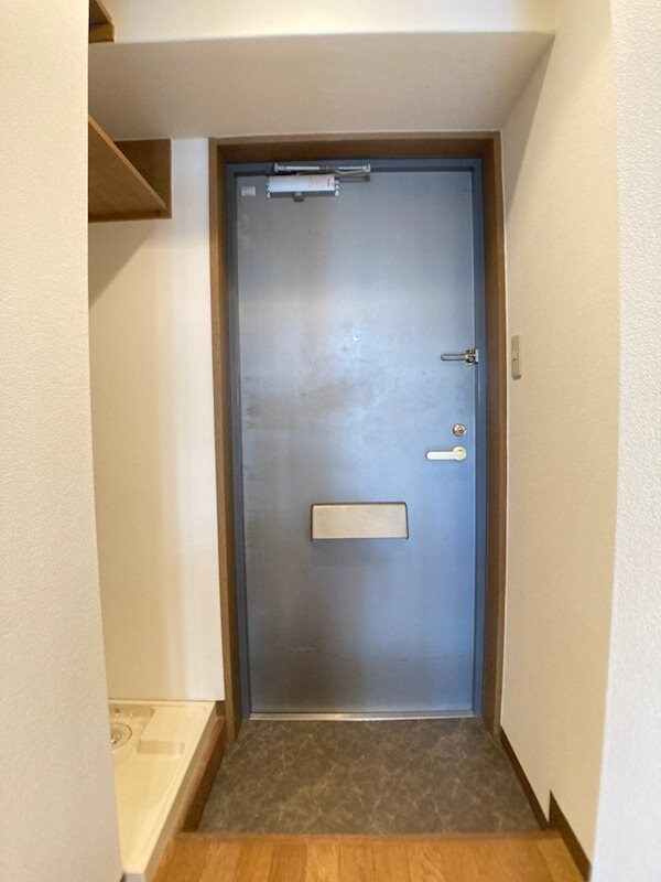 物件内観写真5　(毎日通る玄関はこちらです)