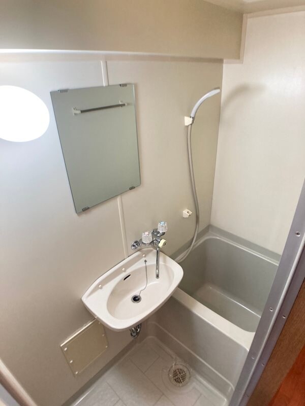 物件内観写真9　(お風呂です)