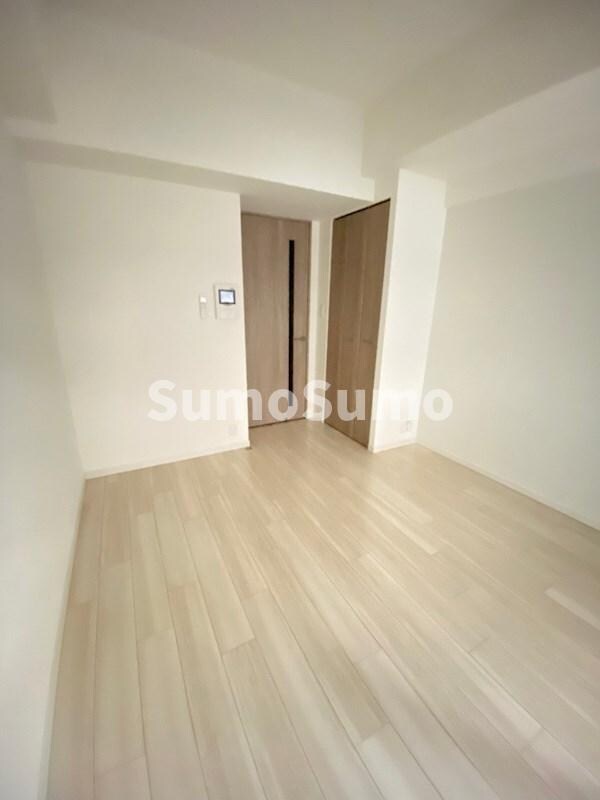 物件内観写真6　(ゆったりとしたリビングです)