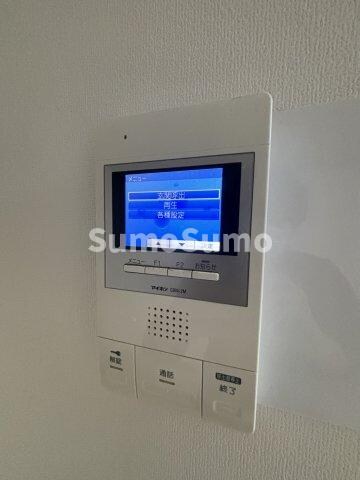 物件内観写真12　(収納豊富です)