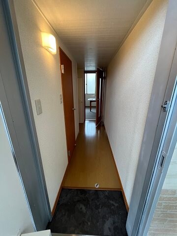 物件内観写真4　(毎日通る玄関はこちらです)