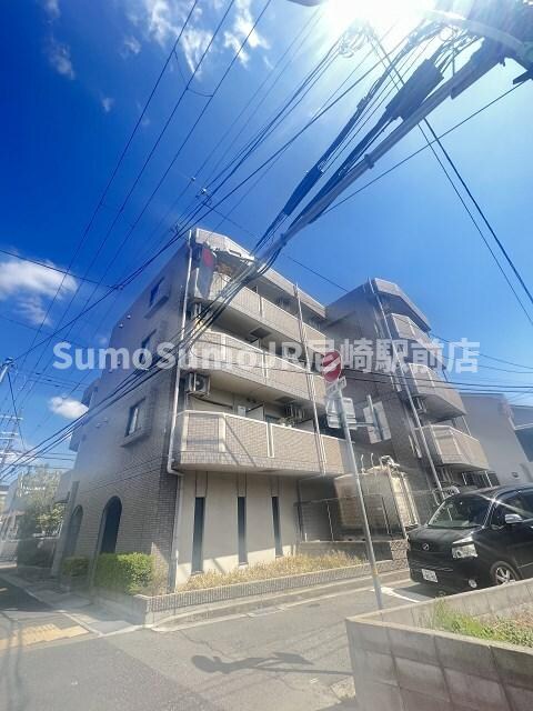 物件外観写真1　(外観も気になるポイント)