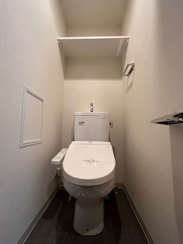 物件内観写真11　(清潔感のあるトイレです)