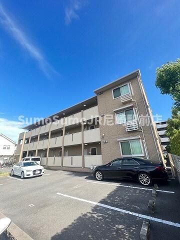 物件外観写真1　(外観です)