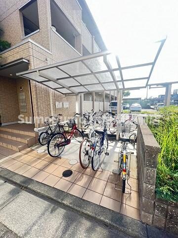 物件外観写真3　(建物外観を気になさる方へ、見た目の良い物件です)