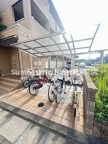 物件外観写真3　(建物外観を気になさる方へ、見た目の良い物件です)