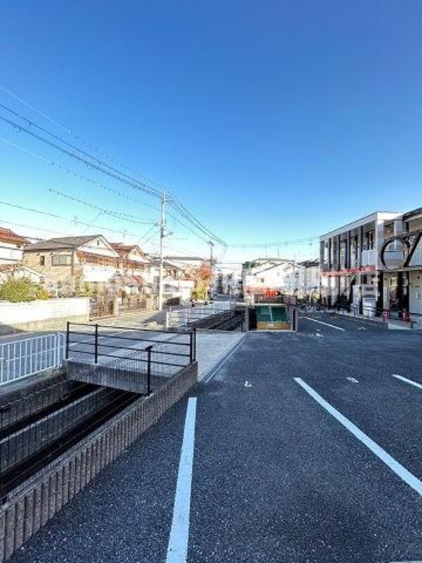 駐車場(駐車スペースもあります)