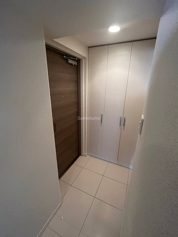 物件内観写真4　(きれいな玄関です)