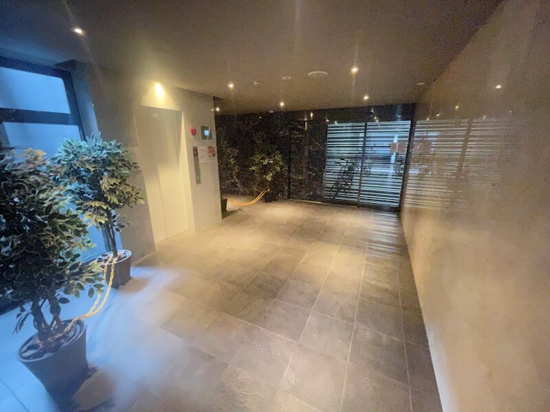 物件外観写真3　(毎日通るロビーはこのようになっています)