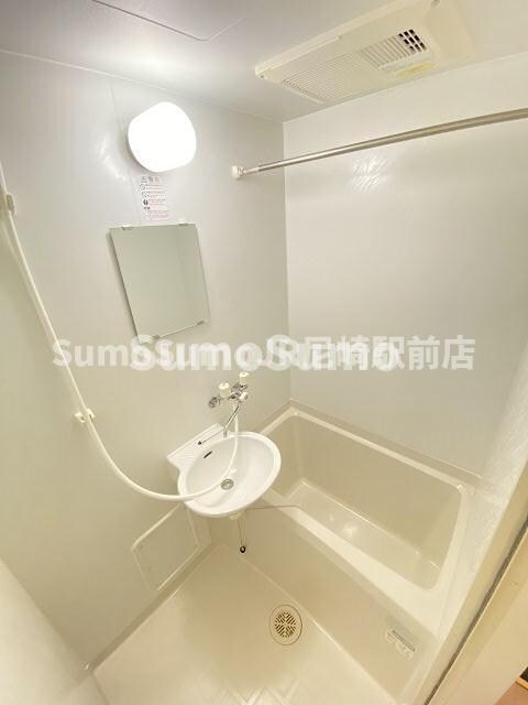 物件内観写真8　(お風呂です)