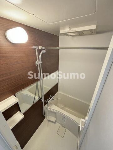 物件内観写真6　(日々の疲れを癒すお風呂付です)