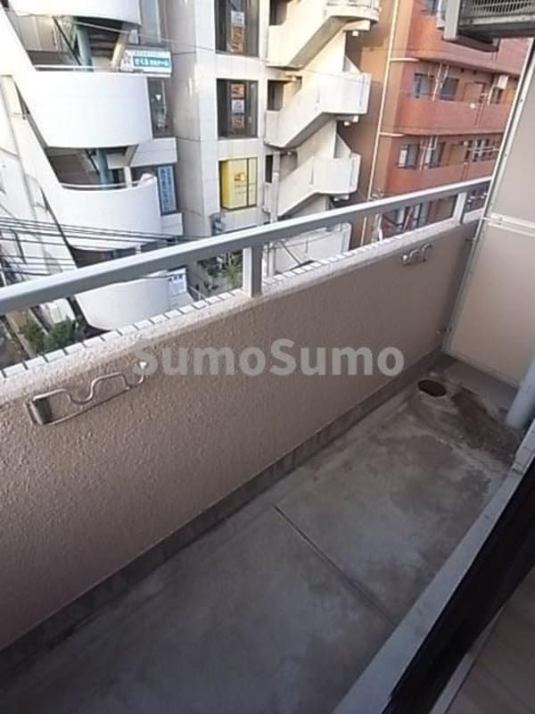 バルコニー(陽当たり良好なバルコニーです)