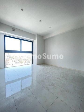 物件内観写真13　(個人の部屋や寝室として使える洋室です)