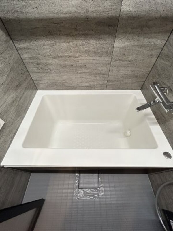 浴室(コンパクトで使いやすいお風呂です)