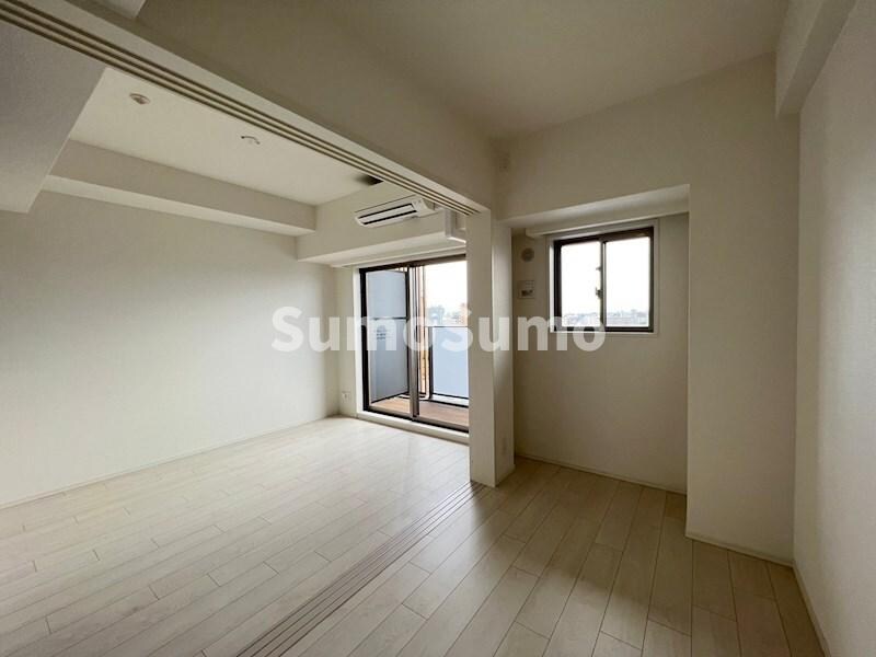 物件内観写真7　(使い勝手のいい寝室です)