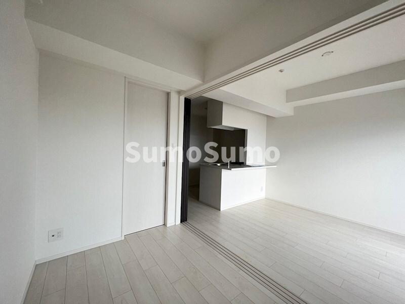 物件内観写真16　(ゆったりとした居間です)