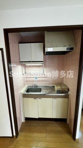 物件内観写真5　(キッチンでお料理をお楽しみください)