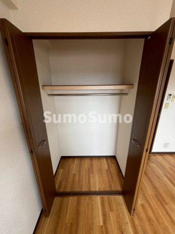 収納(たっぷりとした収納スペースです)