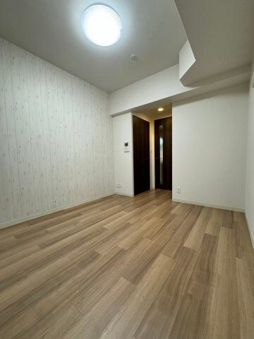 物件内観写真5　(おしゃれなリビングです)