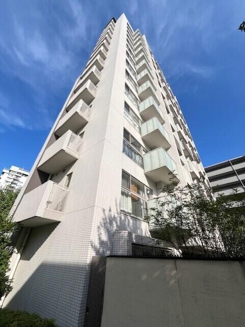 物件外観写真1　( )