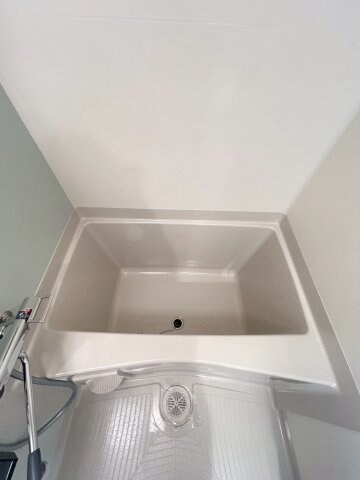 物件内観写真18　(コンパクトで使いやすいお風呂です)