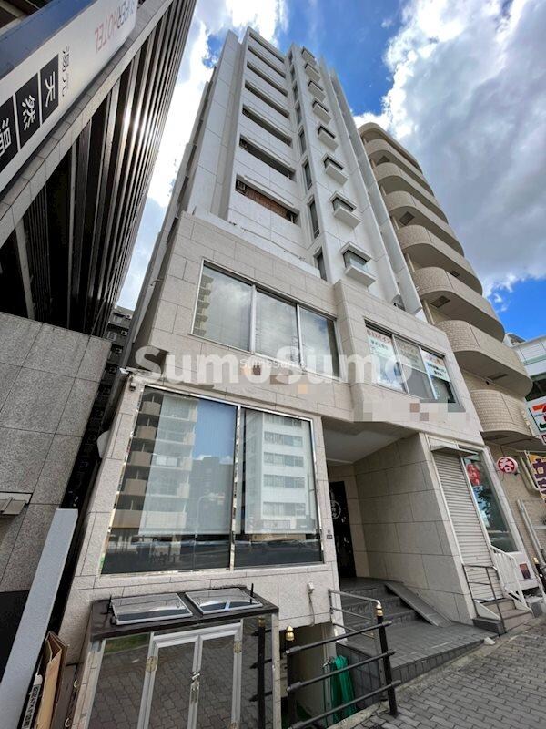 物件外観写真1　(外観もきれいです)