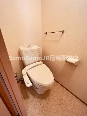 物件内観写真11　(落ち着いたトイレです)
