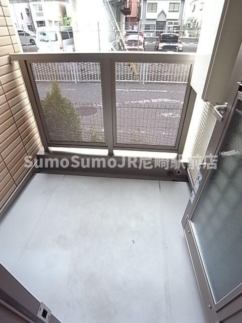 物件内観写真9　(バルコニー付きです)