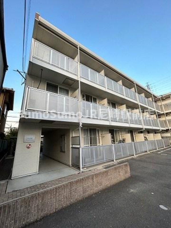 外観(落ち着いた雰囲気の外観です)
