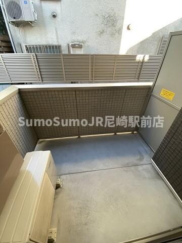 物件内観写真8　(外からの目が気にならないバルコニーで洗濯物が干せます)