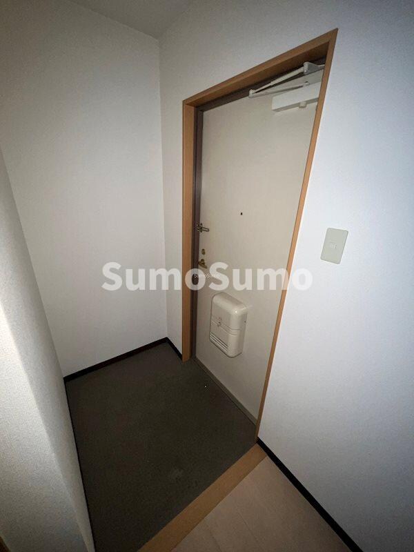 物件内観写真5　(玄関です)